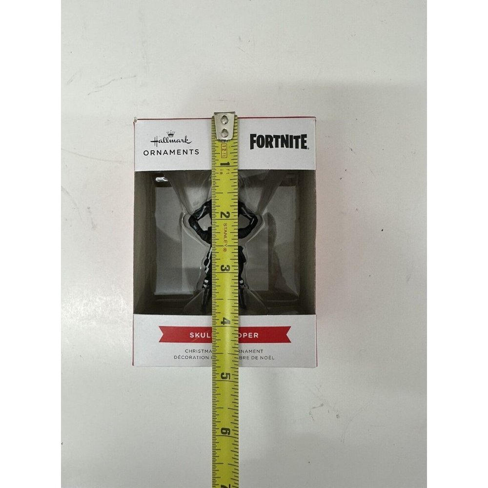 Fortnite Skull‎ Trooper Hallmark Christmas Ornament NEW In Box - Picture 5 of 5